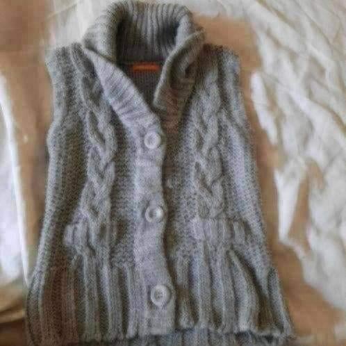 Grijze trui vest 122, Verzenden, Zo goed als nieuw, Meisje, Trui of Vest
