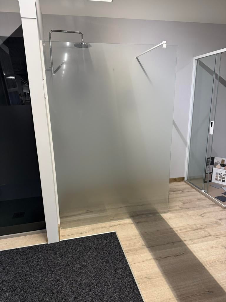 Hsk inloopdouche 140cm nevelglas, Ophalen, Zo goed als nieuw, Douche