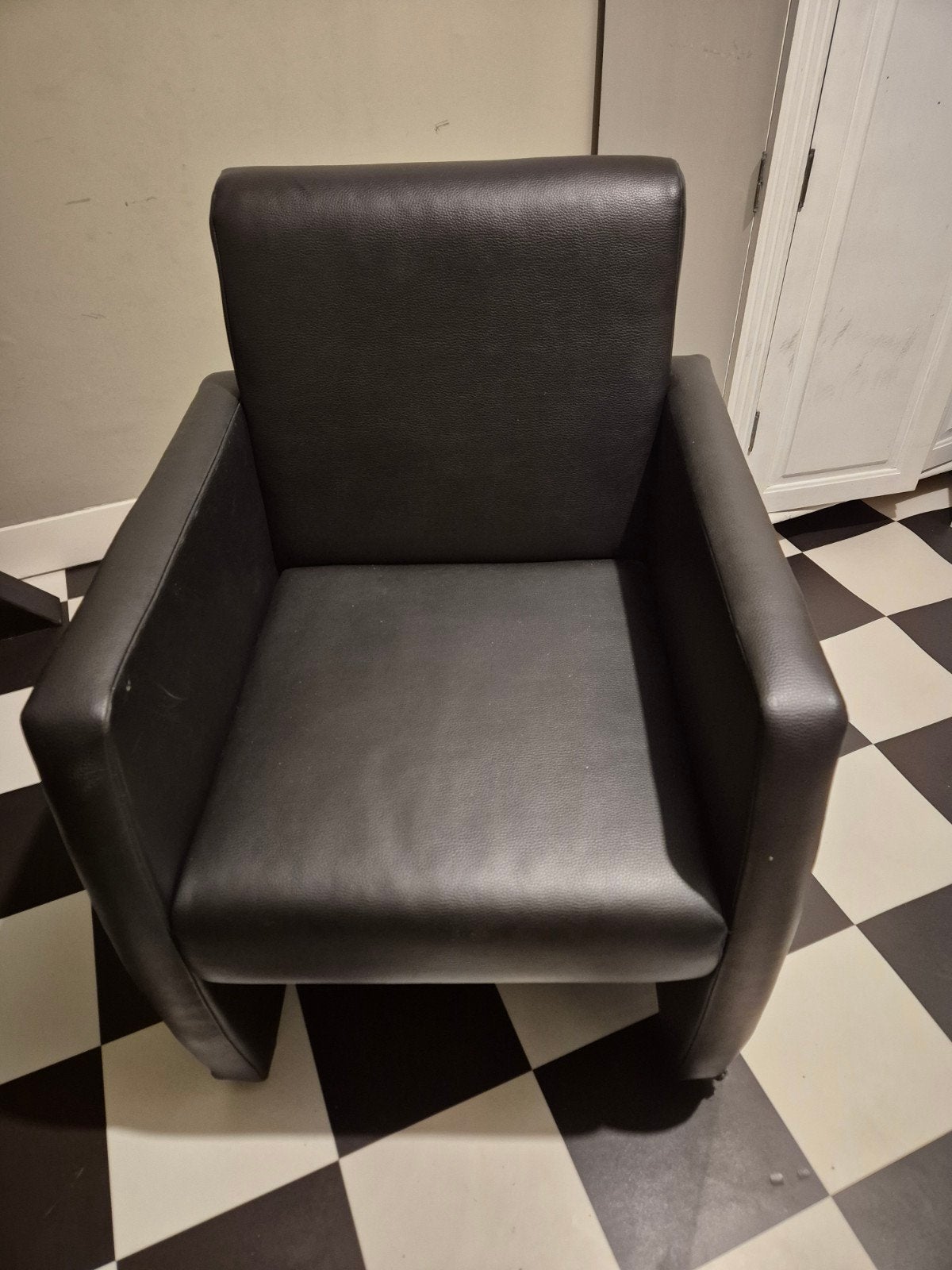 6 Zwarte Kunstleren Stoelen op Wieltjes - Seats and Sofa's, Ophalen, Kunststof, Gebruikt, Zwart
