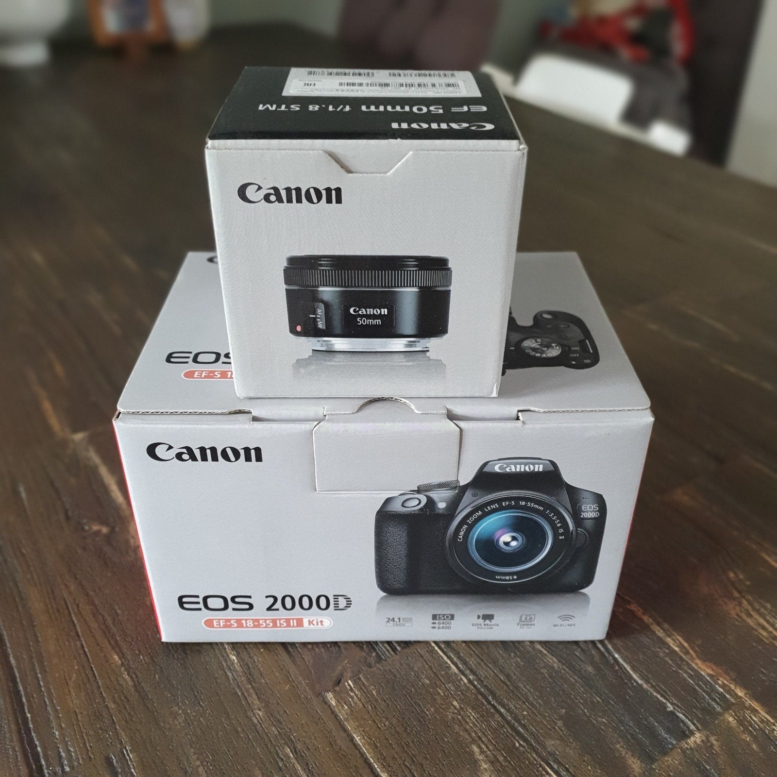 Canon EOS 2000D + 2 lenzen, Ophalen, Zo goed als nieuw, Spiegelreflex, Canon