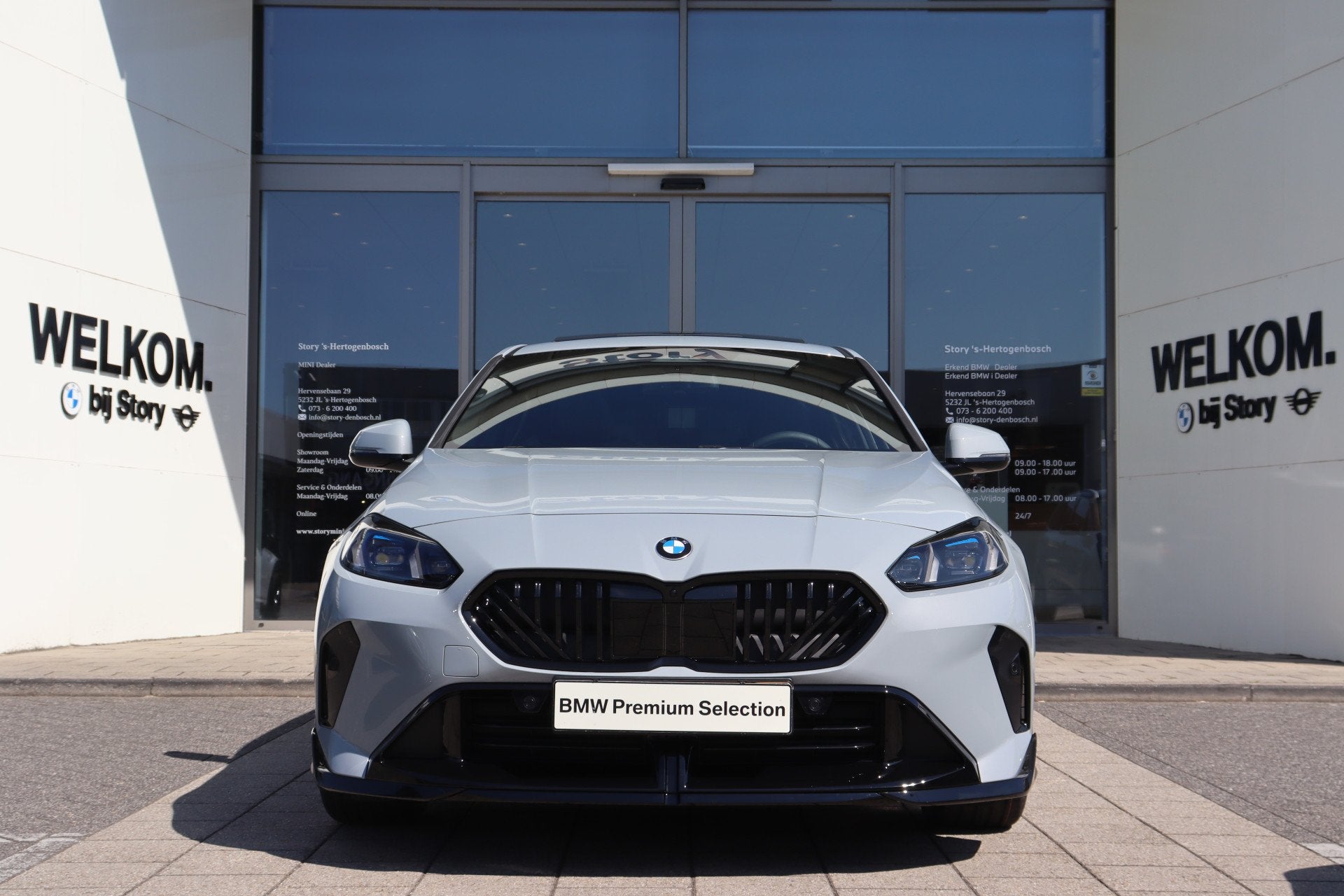 BMW 1 Serie 120 M Sport Automaat / Trekhaak / Achteruitrijca, Dealer onderhouden, 156 pk, Met garantie (alle), Origineel Nederlands