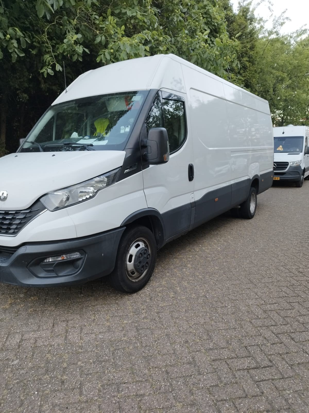 Mooie iveco  daily APK tot 06-2027, Auto's, Bestelauto's, Particulier, Achteruitrijcamera, Airconditioning, Android Auto, Bluetooth