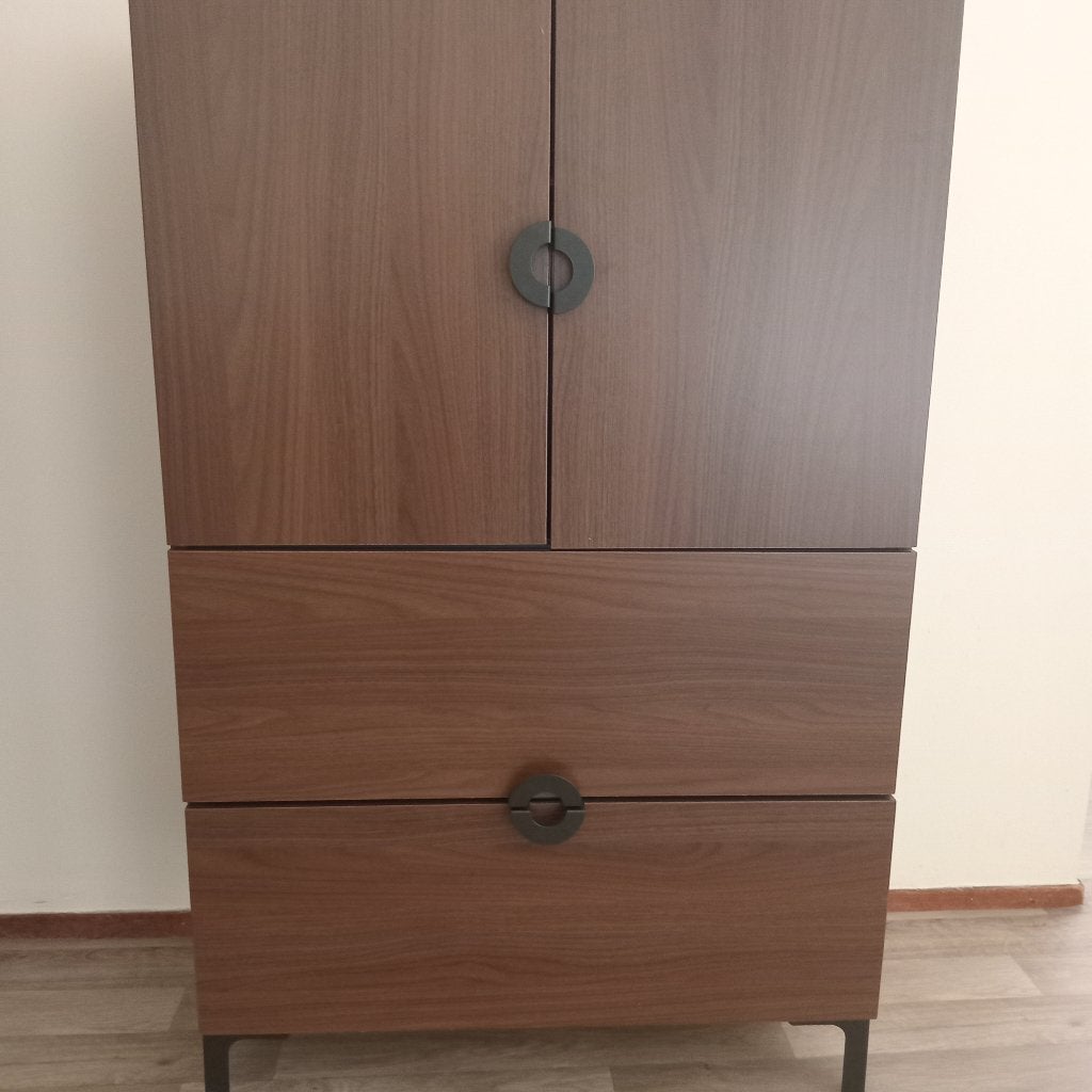 Ikea kast (walnoot kleur), Ophalen, Japandi, Gebruikt, Met deur(en)