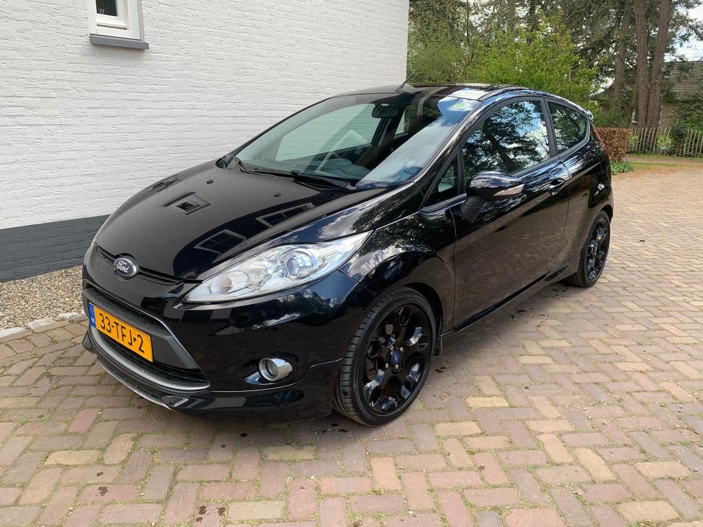 Ford Fiësta 1.6 - 135 pk Metal - Sportieve St-Line - New APK, Auto's, Ford, 1596 cc, 135 pk, 31 €/maand, 4 cilinders