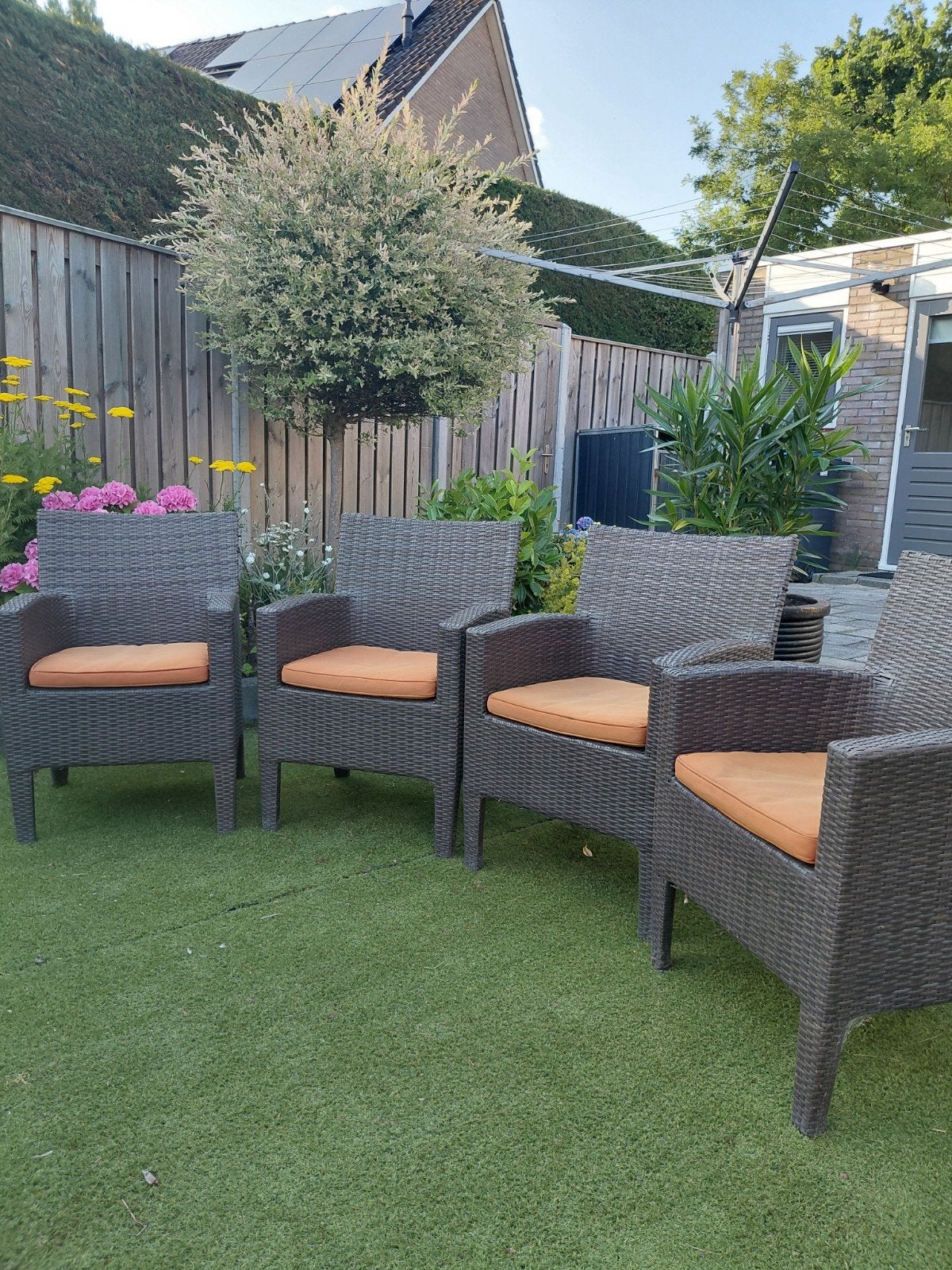 Bijna gratis! 4 Heerlijk zittende tuinstoelen, Ophalen, Gebruikt