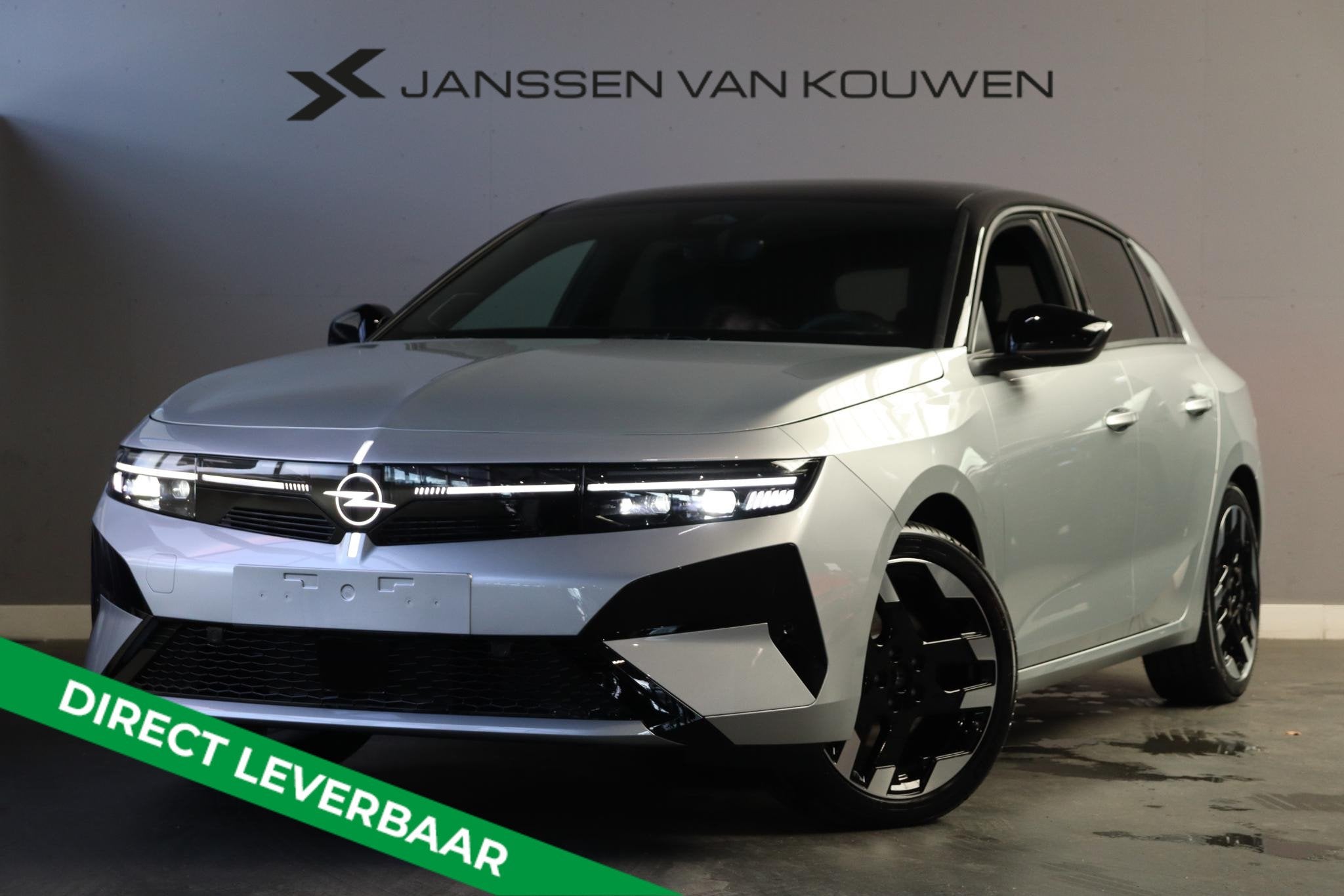Opel Astra Electric 58 kWh Ultimate / Pano / Suede / Voorraa, 12 maanden, Stof, Automatische klimaatregeling, 156 pk