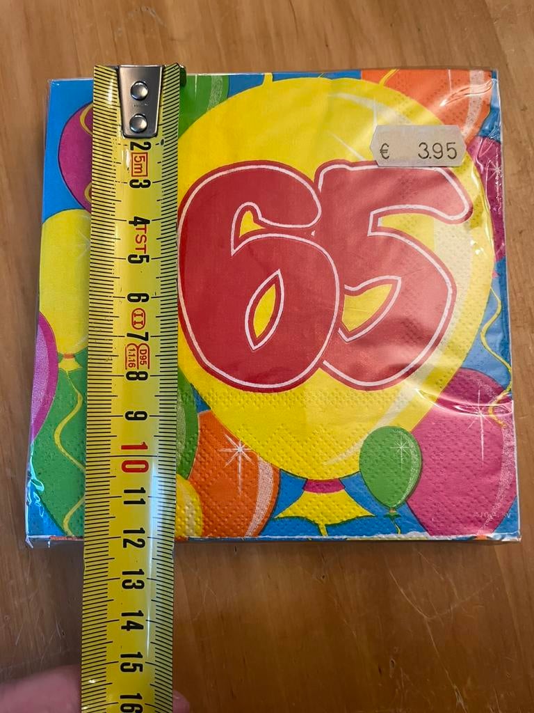 Versiering 65 jaar, Hobby en Vrije tijd, Feestartikelen, Ophalen, Zo goed als nieuw, Versiering, Verjaardag