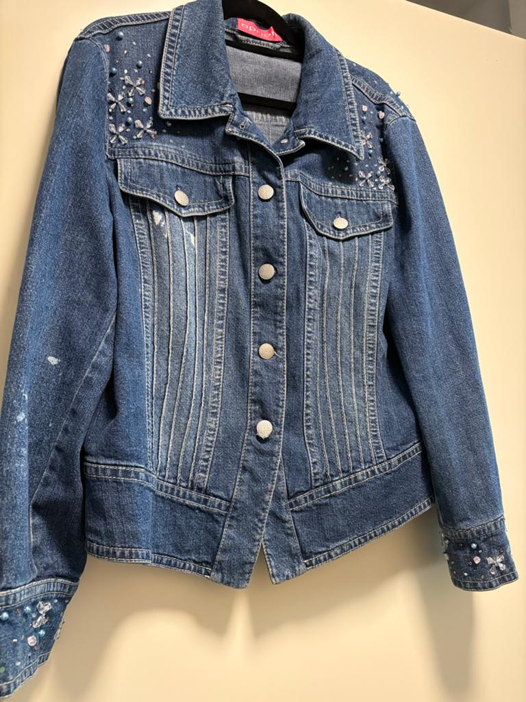 Apriori spijkerjasje maat L met versiersels, Kleding | Dames, Ophalen, Gedragen, Maat 42/44 (L), Blauw