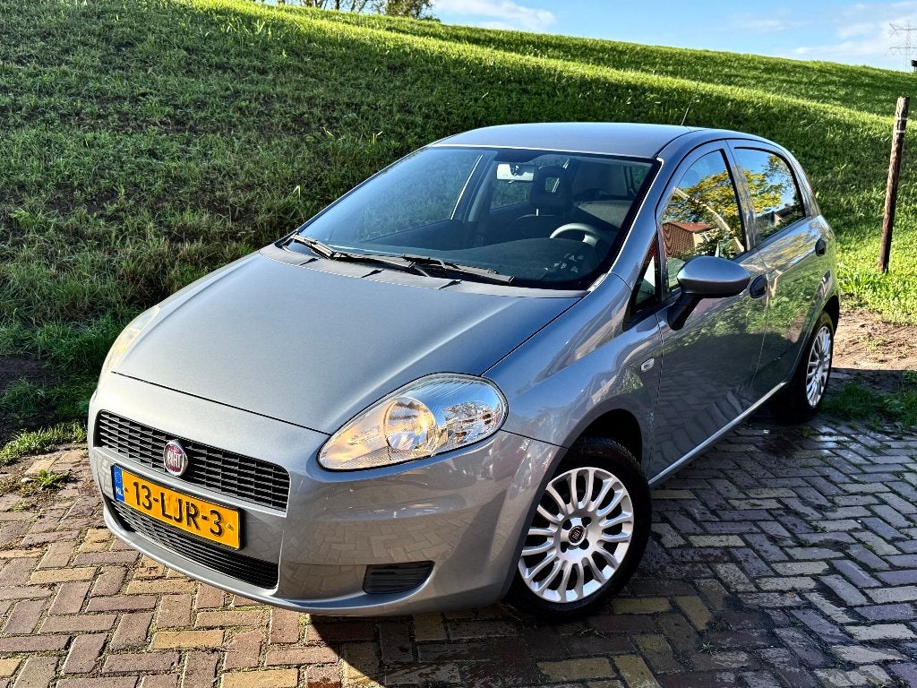 Fiat Grande Punto 1.2 5DR 2010 Slechts 38.000KM NAP APK, 1005 kg, Stof, 40 €/maand, 1242 cc