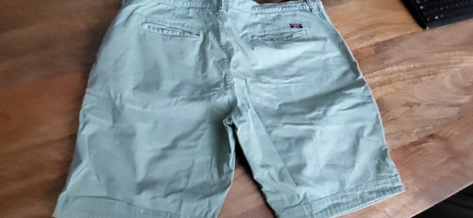 Superdry korte broek licht groen maat 38W, Kleding | Heren, Broeken en Pantalons, Ophalen of Verzenden, Zo goed als nieuw, Groen
