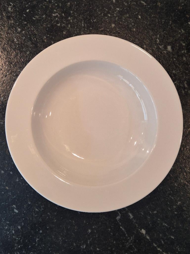 Compleet wit servies-strak en modern- weinig gebruikt, Ophalen, Zo goed als nieuw, Overige stijlen, Porselein