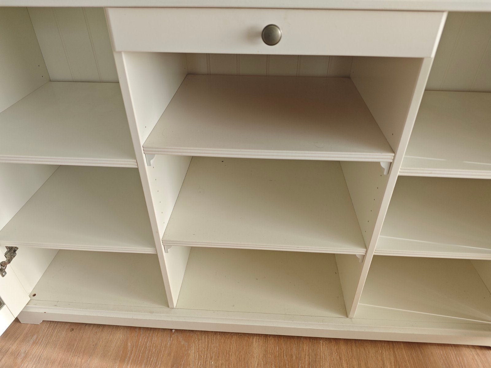 IKEA LIATORP dressoir wit 145 cm – Vitrinekast met glasdeure, Ophalen, Gebruikt, 100 tot 150 cm, Met lade(s)
