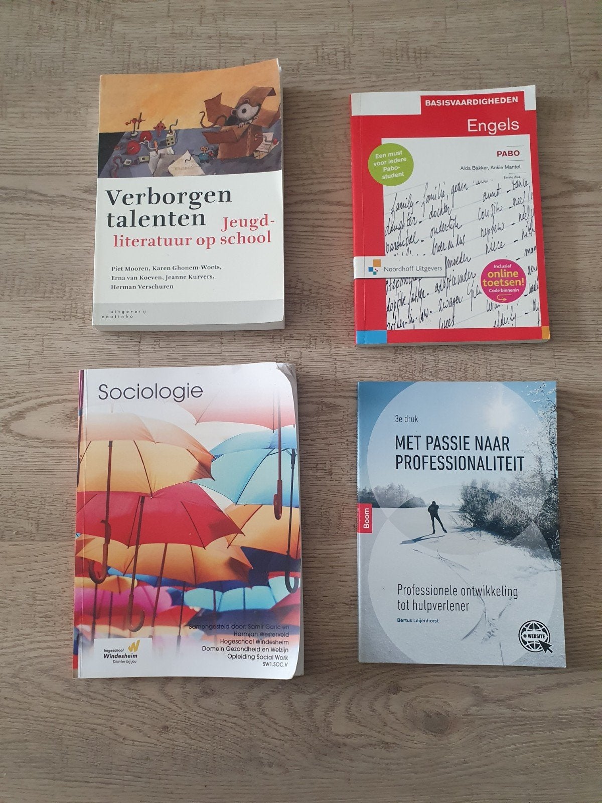 PABO/Social Work HBO schoolboeken, Samir Garic en Herman Westerveld, Zo goed als nieuw, Gamma, HBO