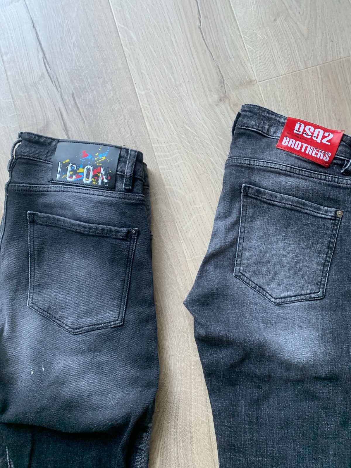 Dsquared2 Jeans (2 stuks) - Zwart/Grijs maat 31, Ophalen of Verzenden, Nieuw, Zwart, Overige jeansmaten