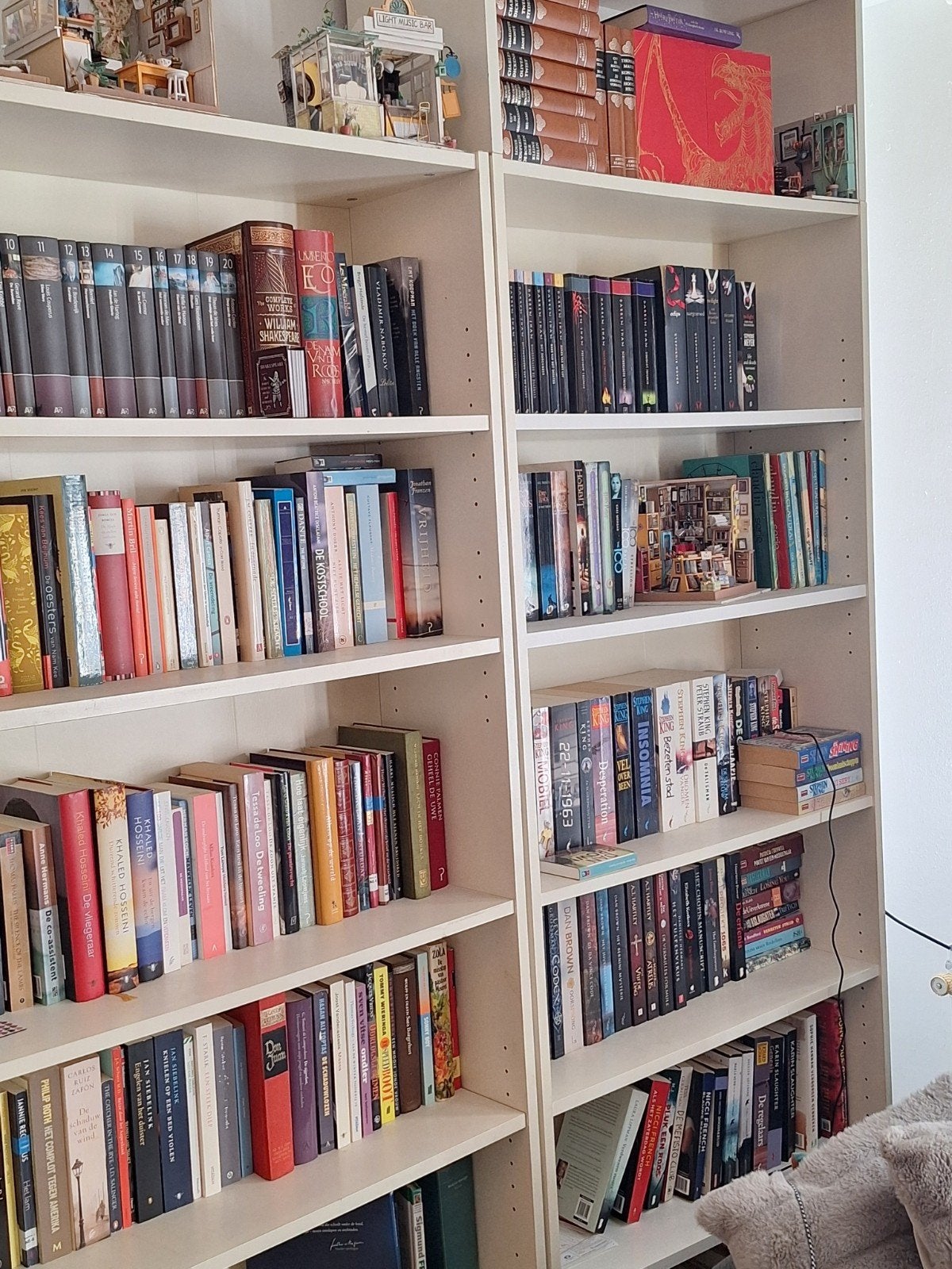 3 witte billy boekenkast en 2 opzetstukken, Ophalen, Met plank(en), Gebruikt, 200 cm of meer