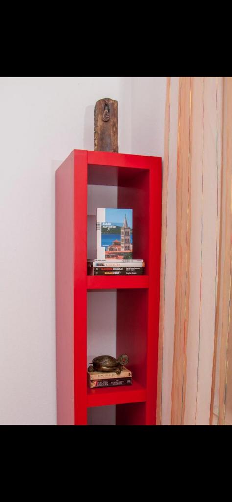 IKEA Lack wandrek rood, Huis en Inrichting, Ophalen, 50 tot 100 cm, Zo goed als nieuw, Minder dan 100 cm