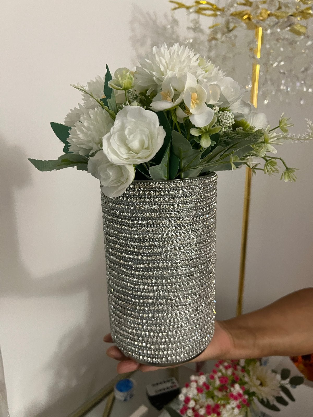 Glitter Vaas met Witte Kunstbloemen - Decoratief, Huis en Inrichting, Ophalen, Overige materialen, Inclusief decoratie, Zo goed als nieuw