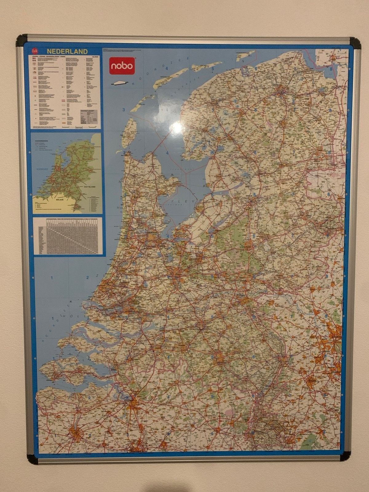Grote landkaart van Nederland - Nobo Gratis af te halen, Ophalen, 2000 tot heden, Nederland, Landkaart