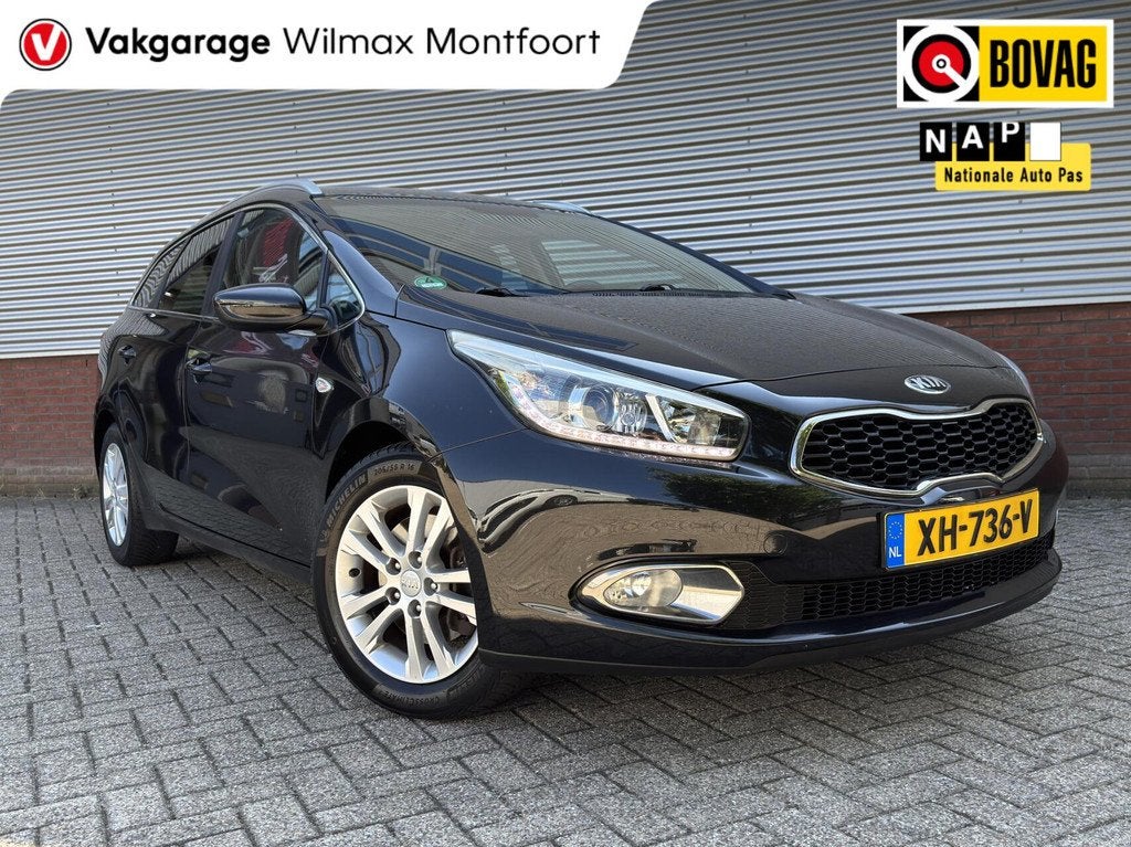 Kia cee'd Sportswagon 1.6 GDI ExecutiveLine|Camera|Trekhaak|, Auto's, Kia, Voorwielaandrijving, Euro 5, 4 cilinders, Zwart
