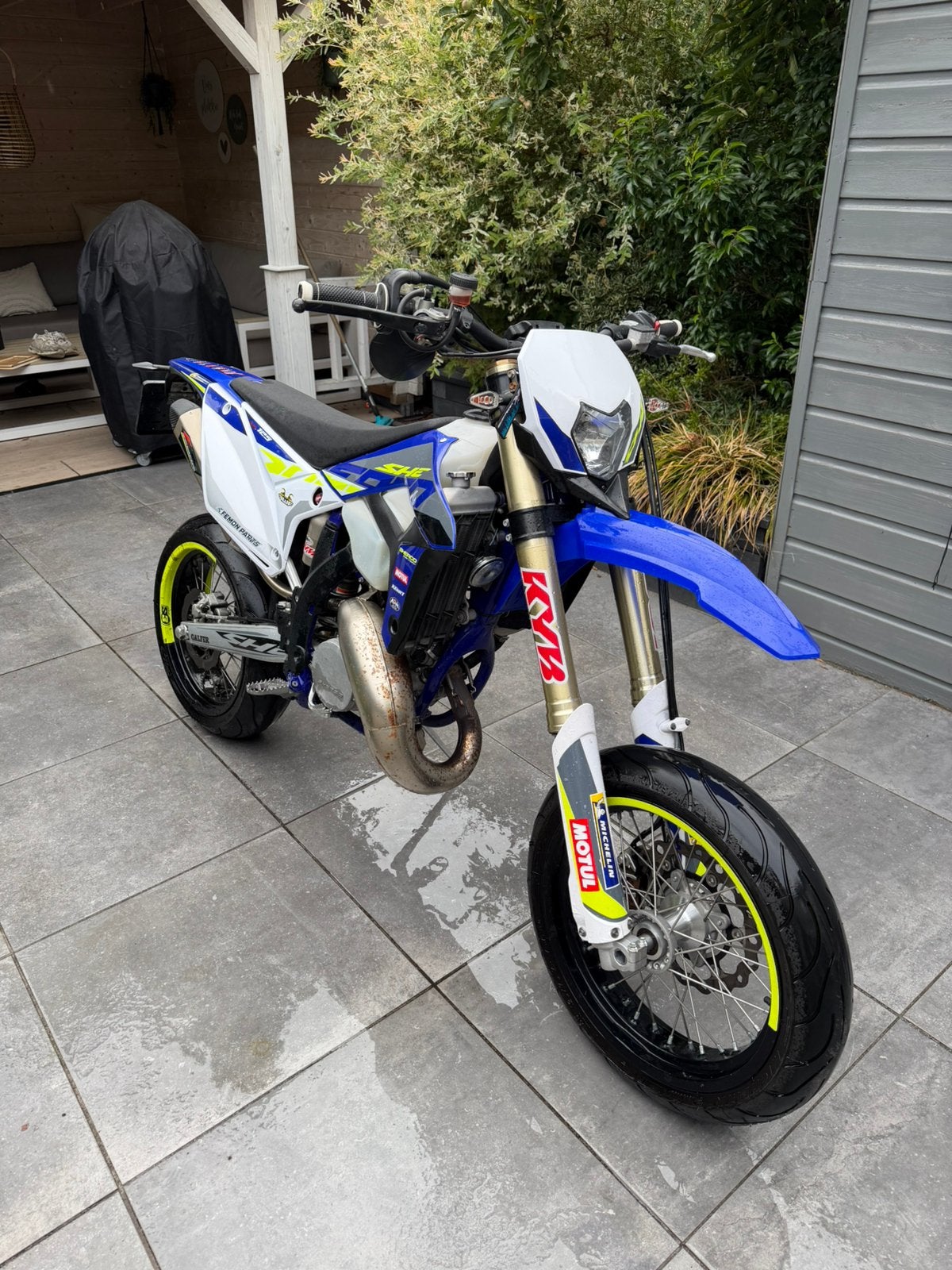 Sherco SE-R 125 2T 2023 | 2.400 km | Vol verm. | A1-kenteken, Motoren, Ophalen, 1 cilinder, 12 t/m 35 kW