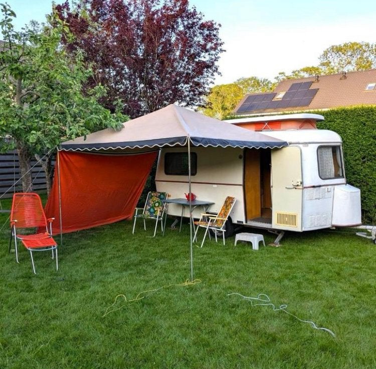 Eriba Touring Triton uit ‘76, Standaardzit, Tot en met 2, Hefdak, Particulier