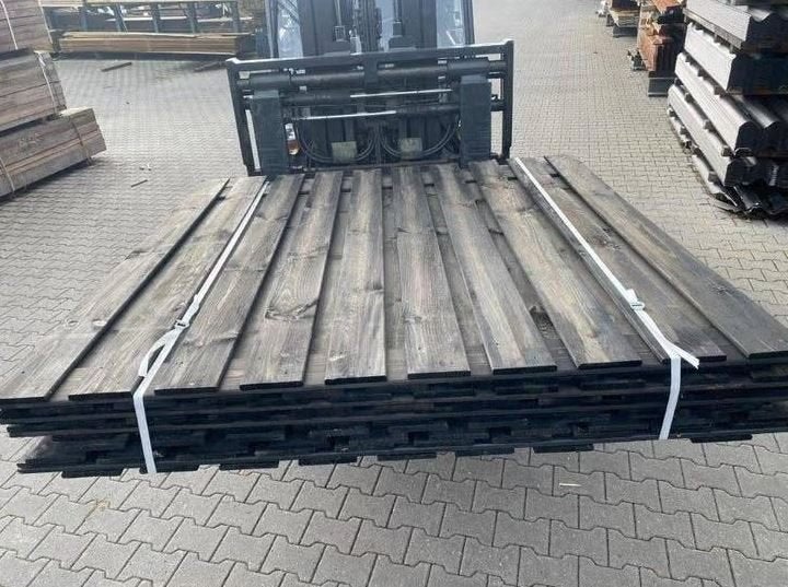 Restpartij zwarte schermen 19+2 plank 5 stuks (d), Ophalen, Houthandel Jan Sok Joure, 1 tot 2 meter, Zo goed als nieuw