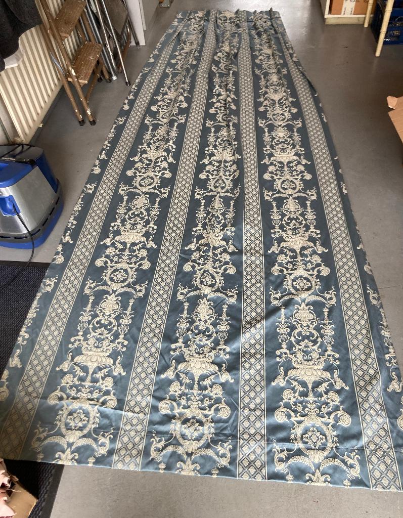 luxe gordijnen: vlinderplooi, haakjes en embrasses, Ophalen, Zo goed als nieuw, 100 tot 150 cm, 200 cm of meer