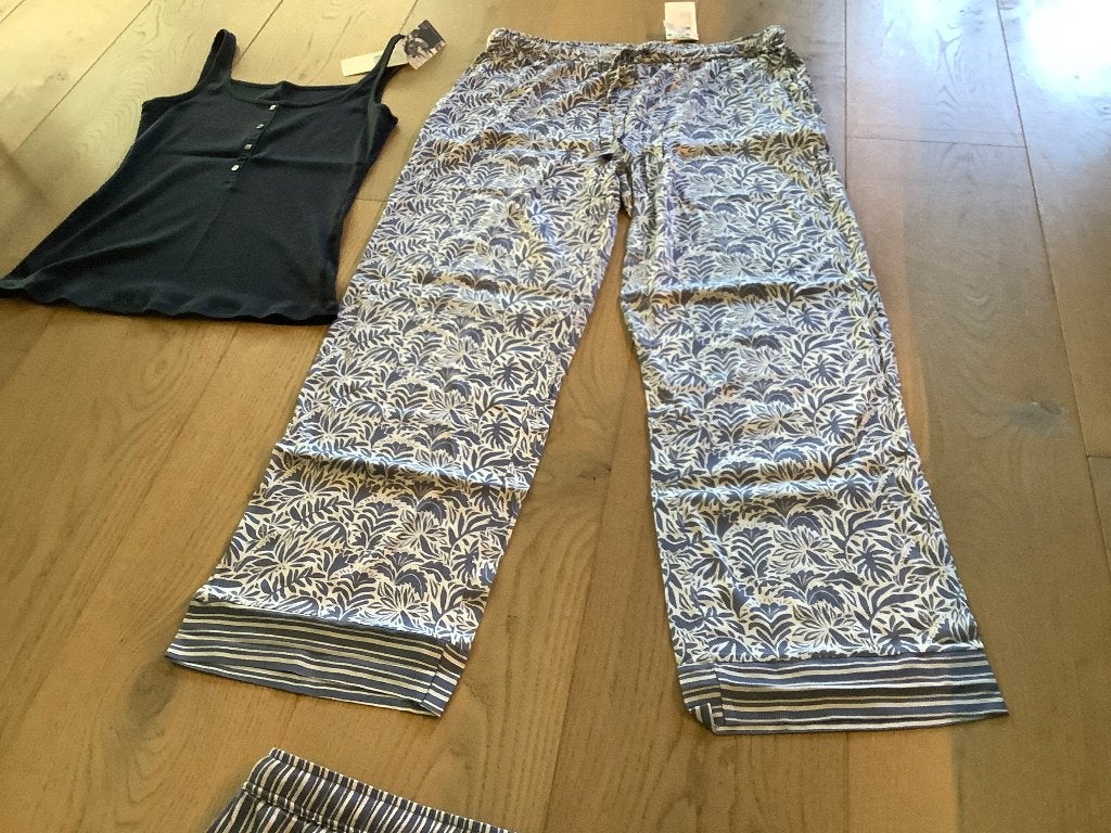 Prachtige pyjama’s, Kleding | Dames, Pyjama's, CCDK en Schiesser, Ophalen, Nieuw, Maat 38/40 (M)