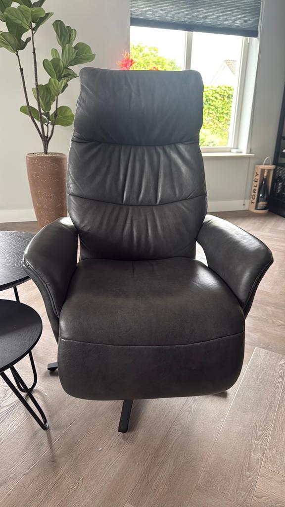 Himola relaxfauteuil in nieuwstaat, Huis en Inrichting, Fauteuils, Ophalen of Verzenden, Zo goed als nieuw, 50 tot 75 cm, Leer