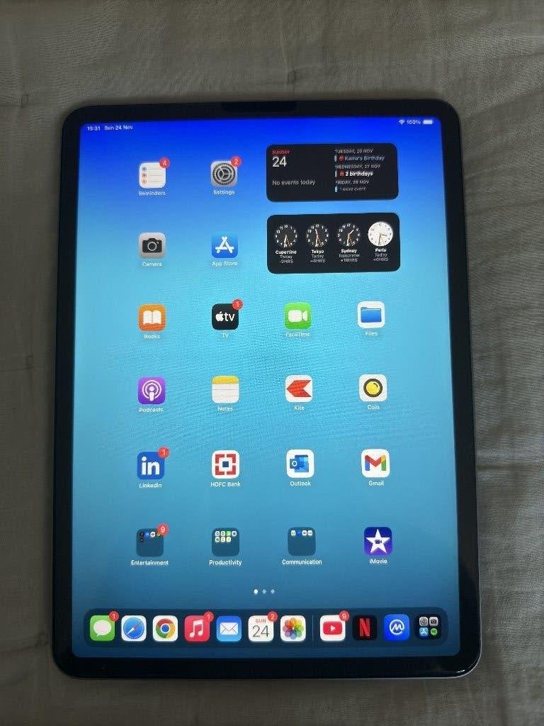 iPad Pro 11inch with magic keyboard + folio case, Computers en Software, Ophalen, Apple iPad, Zwart, 11 inch