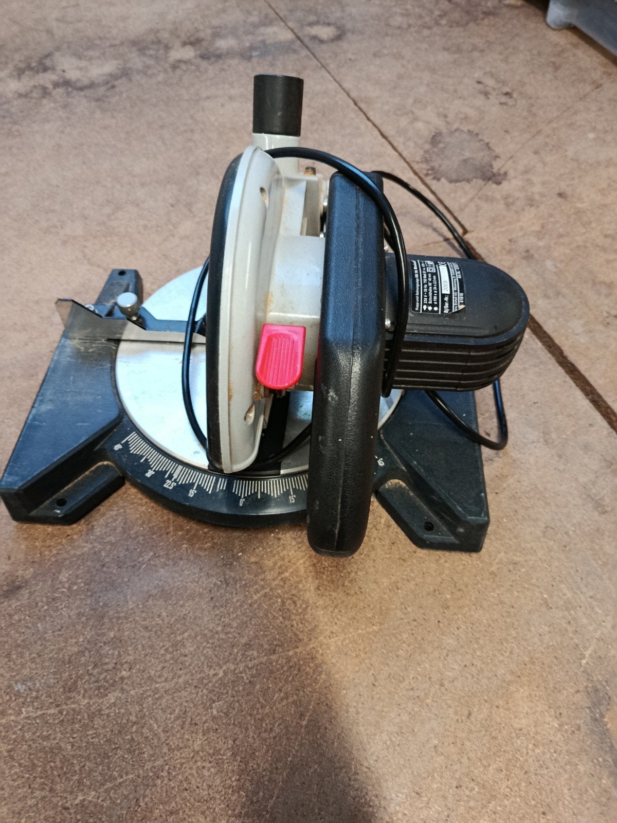 Einhell KGS 190 Afkortzaag - 750W, Doe-het-zelf en Verbouw, Gereedschap | Zaagmachines, Gebruikt, Ophalen of Verzenden, Afkortzaag