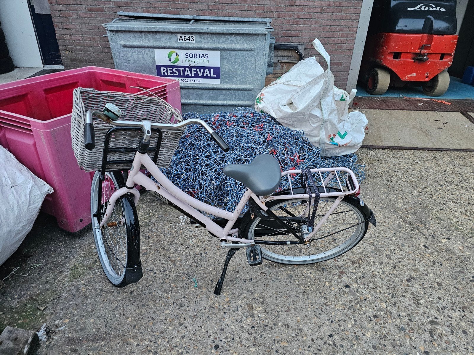Kinderfiets opknapper - Roze met mandje, Ophalen of Verzenden, Gebruikt, 16 tot 20 inch