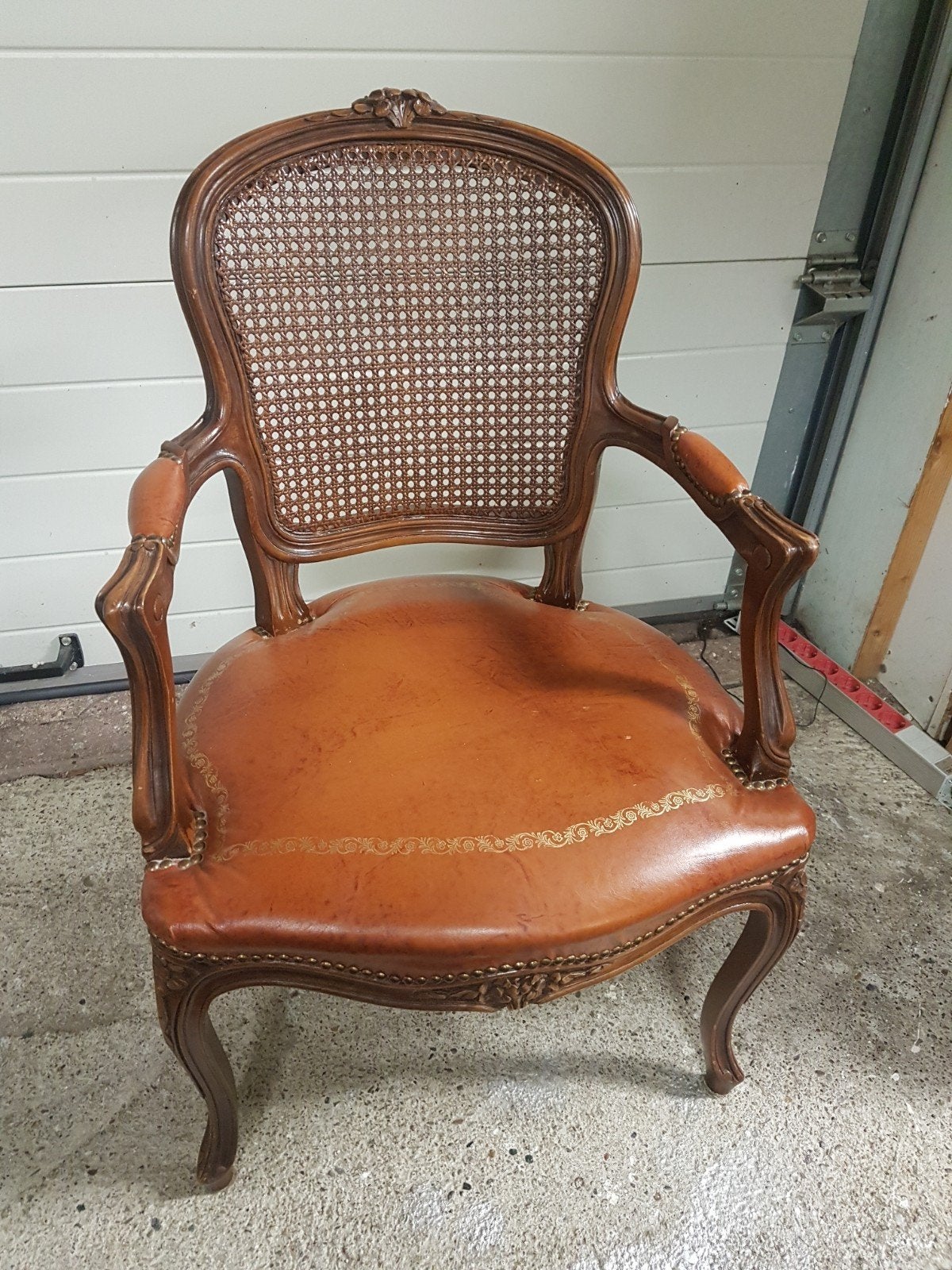 mooie Queen Ann stoel met leder, Ophalen