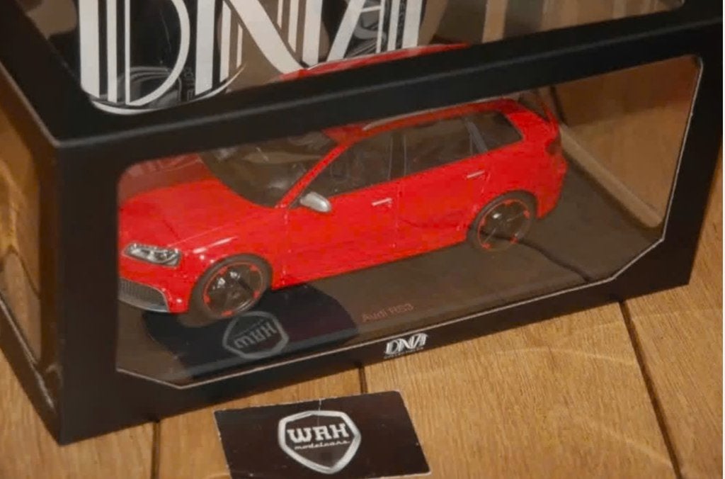 1:18 AUDI RS3 SPORTBACK 2011 red DNA collectibles WRH, Verzenden, Zo goed als nieuw, Auto, Overige merken