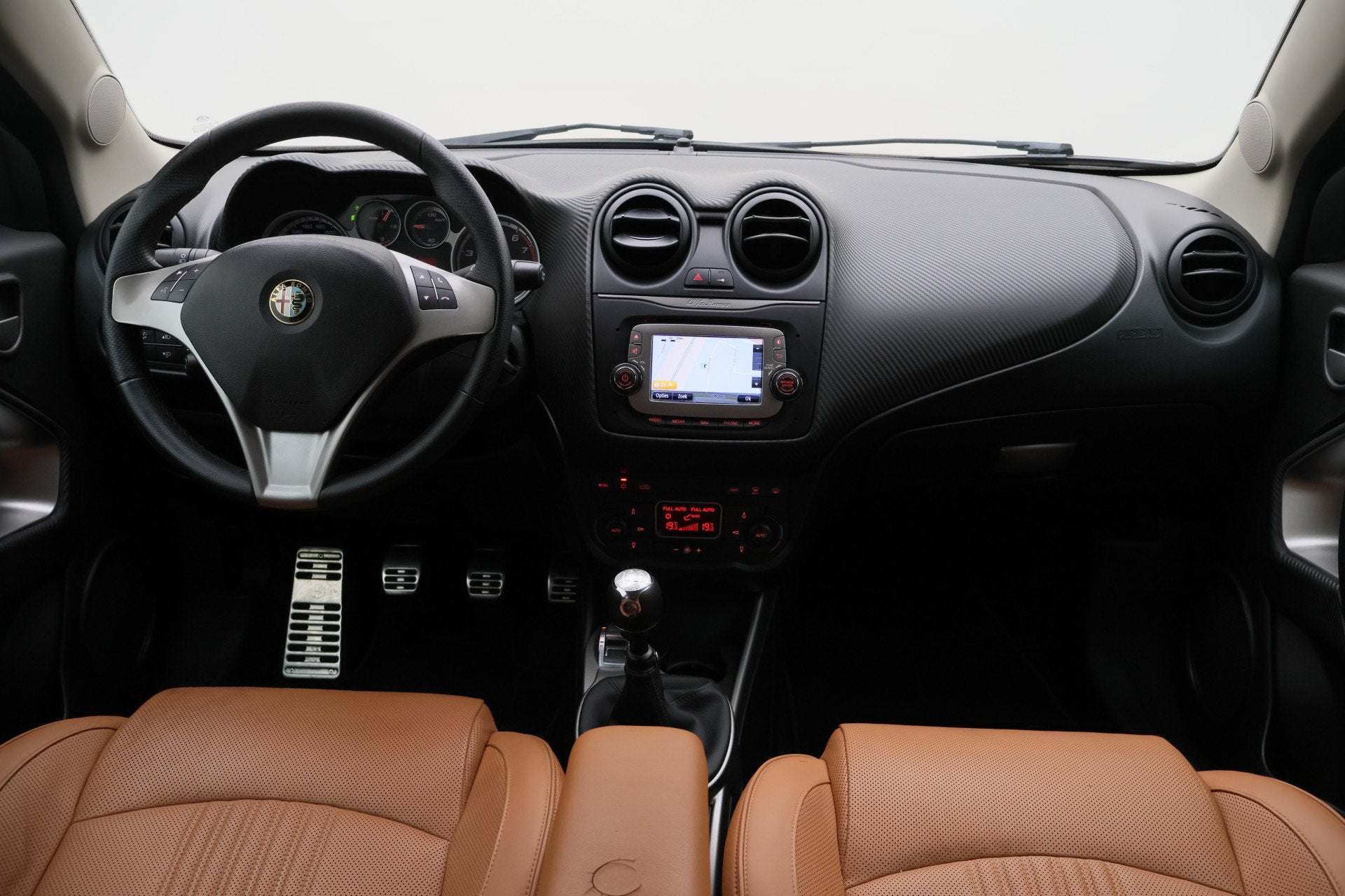 Alfa Romeo MiTo 0.9 TwinAir Esclusivo Leer, Navigatie, Clima, Auto's, Alfa Romeo, Voorwielaandrijving, 101 pk, Gebruikt, Euro 6