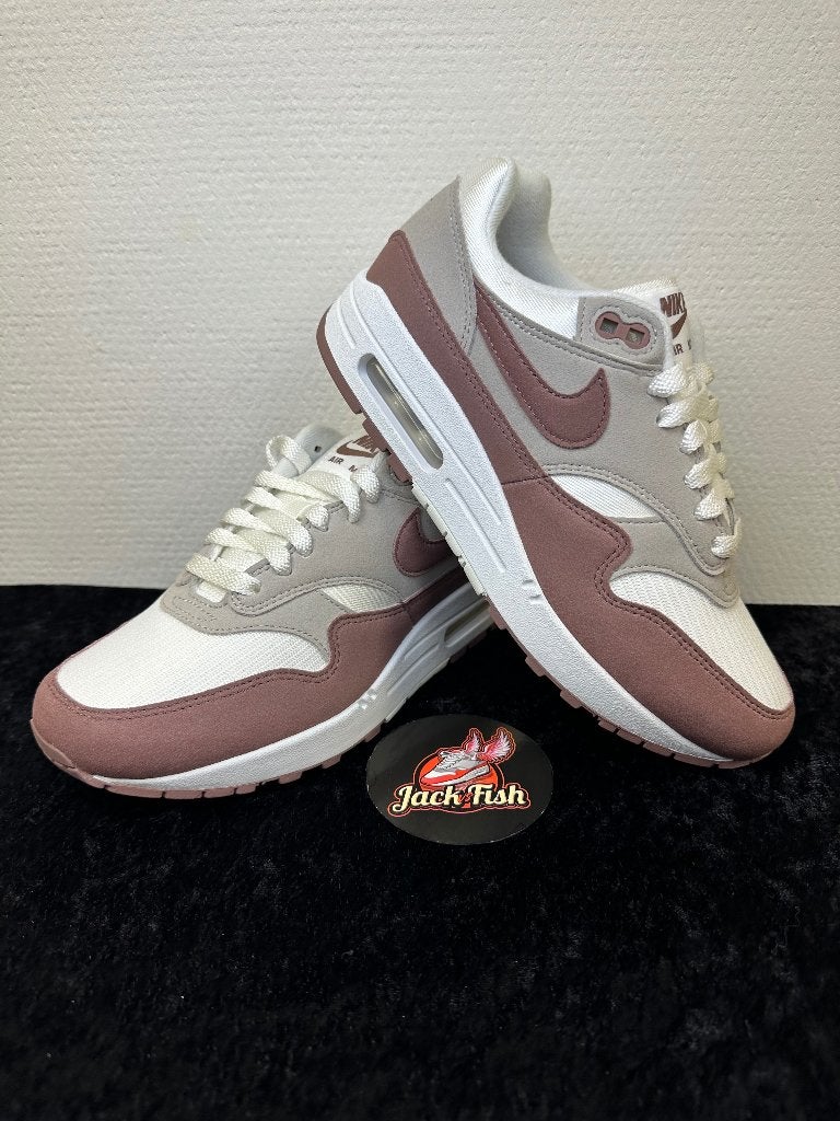 Nike Air Max 1 Smokey Mauve - size 38,5, Nike air max, Overige kleuren, Nieuw, Ophalen of Verzenden