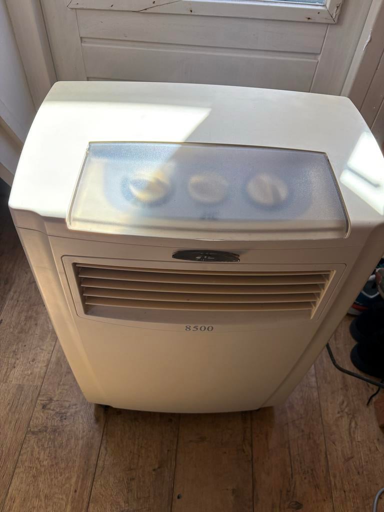 Mobiele airco, Witgoed en Apparatuur, Ophalen, Gebruikt, Minder dan 60 m³, 2 snelheden