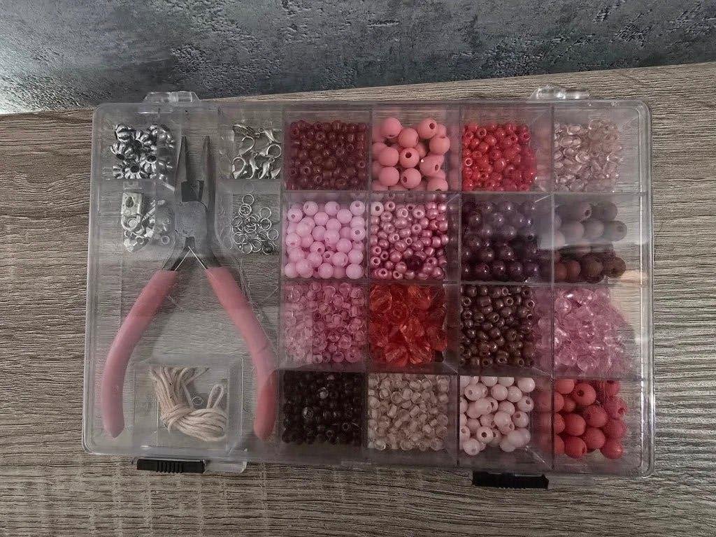 Grote kralenset met tang en accessoires, Ophalen of Verzenden, Zo goed als nieuw, Kraal