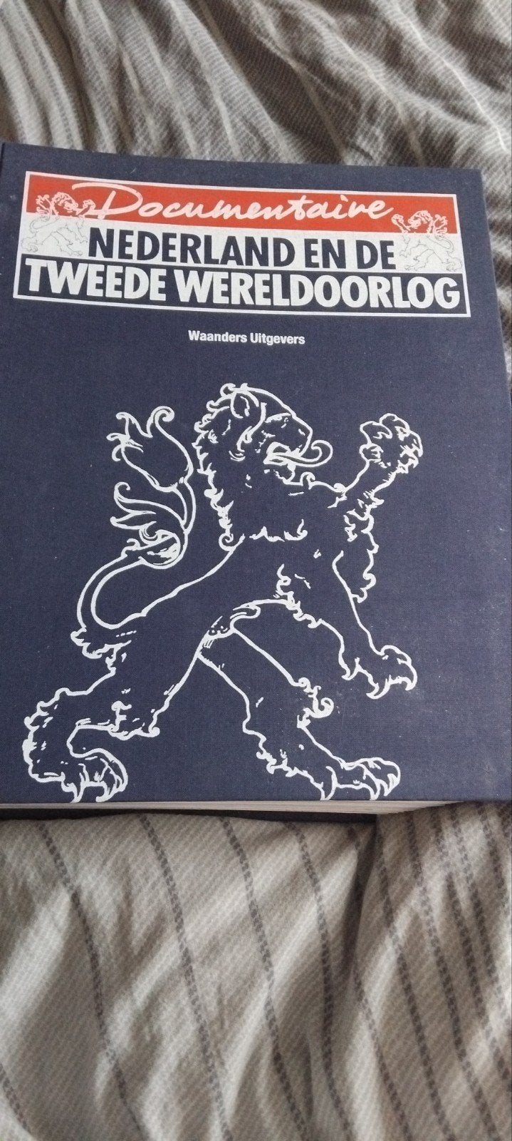 Documentaire Nederland en de Tweede Wereldoorlog, Tweede Wereldoorlog, Waanders Uitgevers, Ophalen of Verzenden, Zo goed als nieuw