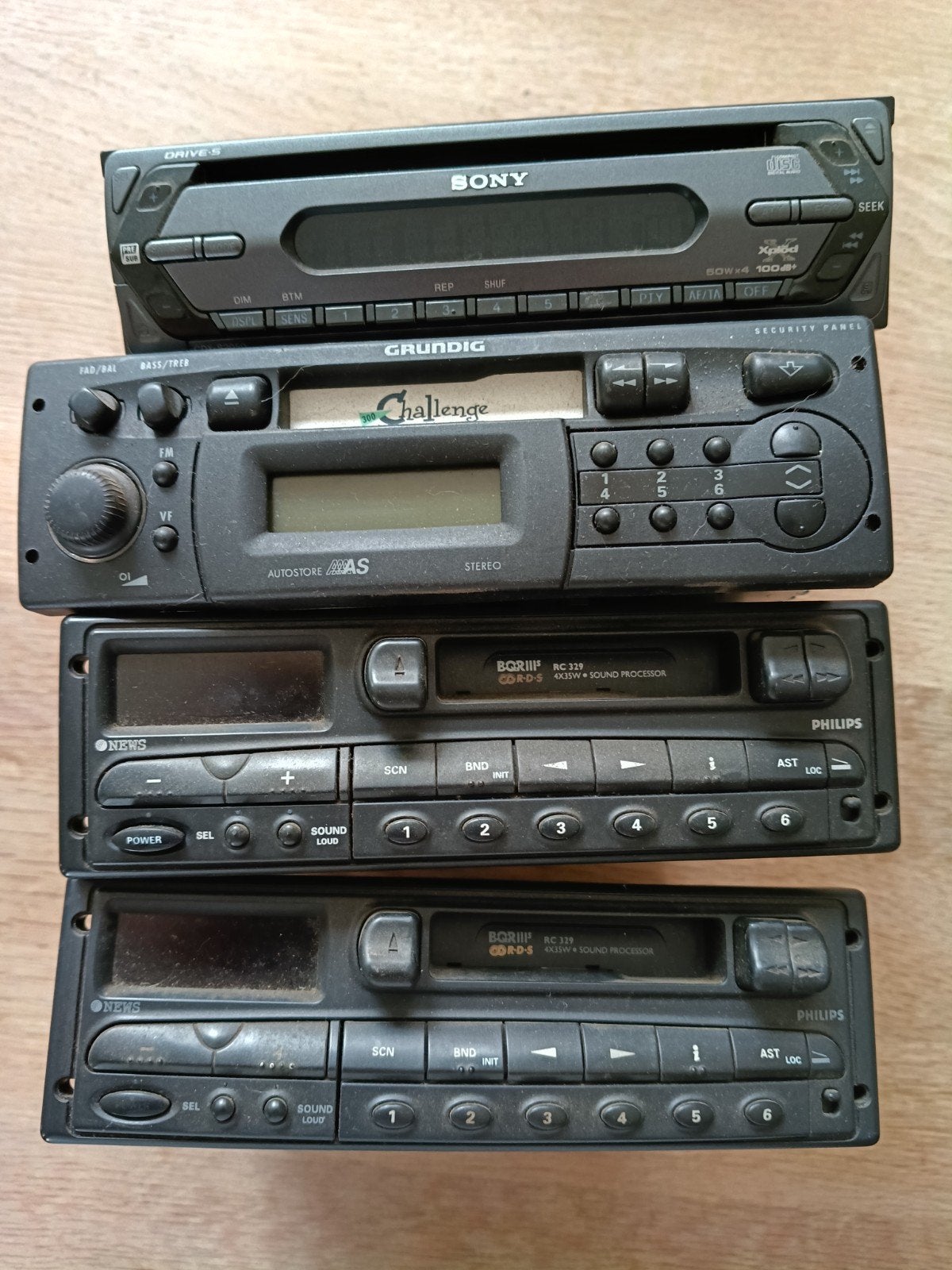Oude autoradio's - Sony, Grundig, Philips, Ophalen