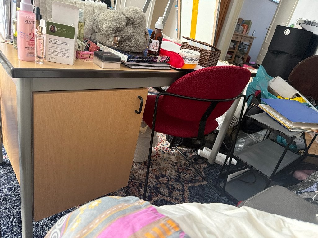 Bureau, Ophalen, Gebruikt, Zwart, Bureaustoel