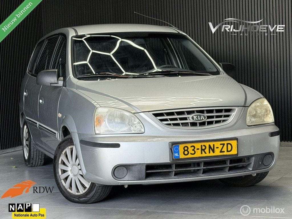 Kia Carens 1.6-16V LX|NAP|APK|AIRCO|TREKHAAK, Auto's, Kia, 4 cilinders, Origineel Nederlands, Bedrijf, Handgeschakeld