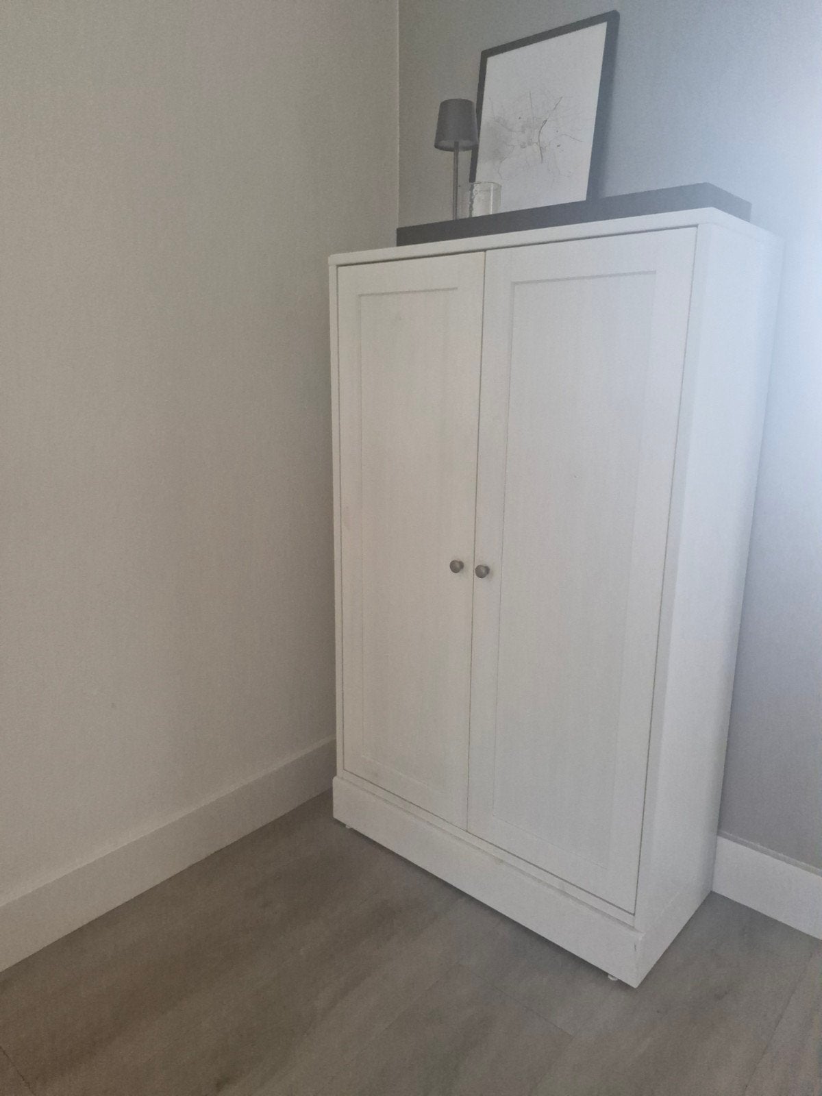 Ikea Havsta kast wit, 2 deurs, met plint, 3 legplanken, Ophalen, Gebruikt