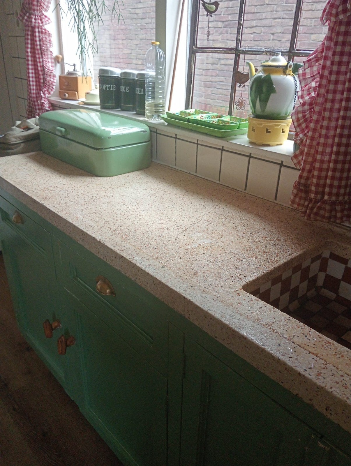 Uniek keukenblok 230 cm, granieten blad & betegelde spoelbak, Ophalen, Gebruikt, Graniet of Steen