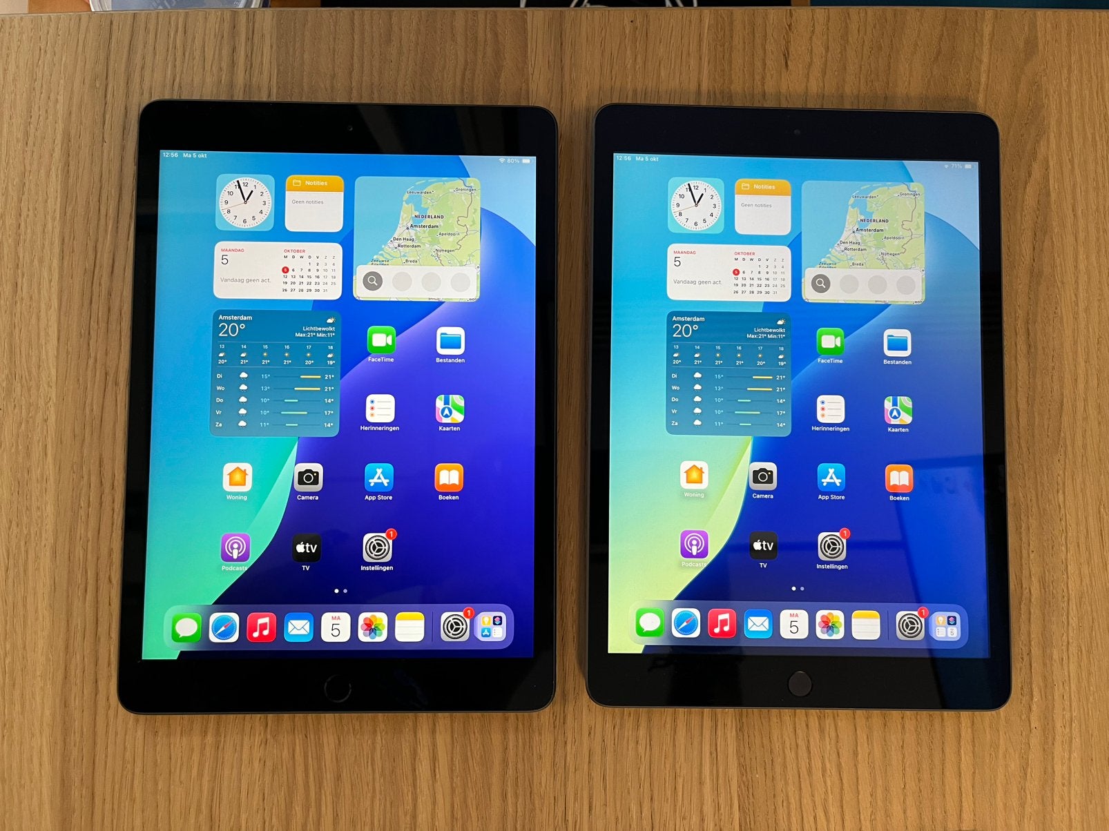 Apple iPad 7 | 2 stuks | incl Hoes, Computers en Software, 10 inch, 32 GB, Apple iPad, Ophalen of Verzenden