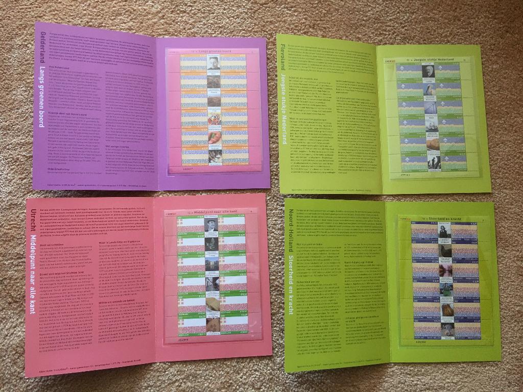 12 velletjes provincie en boek 12 provincies met verzamelvel, Postzegels en Munten, Postzegels | Nederland, Ophalen of Verzenden