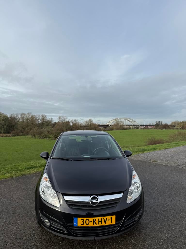 Opel Corsa 2009 Zwart, Zwart, 1364 cc, Particulier, Corsa