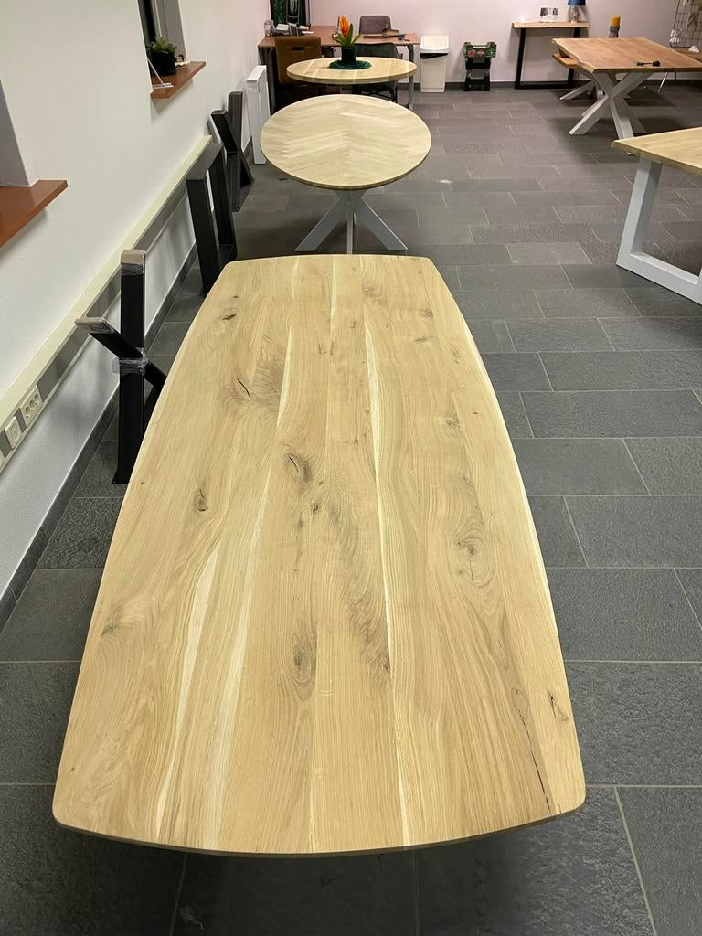 Deens ovaal eiken tafel, Huis en Inrichting, Ophalen of Verzenden, Nieuw, Ovaal