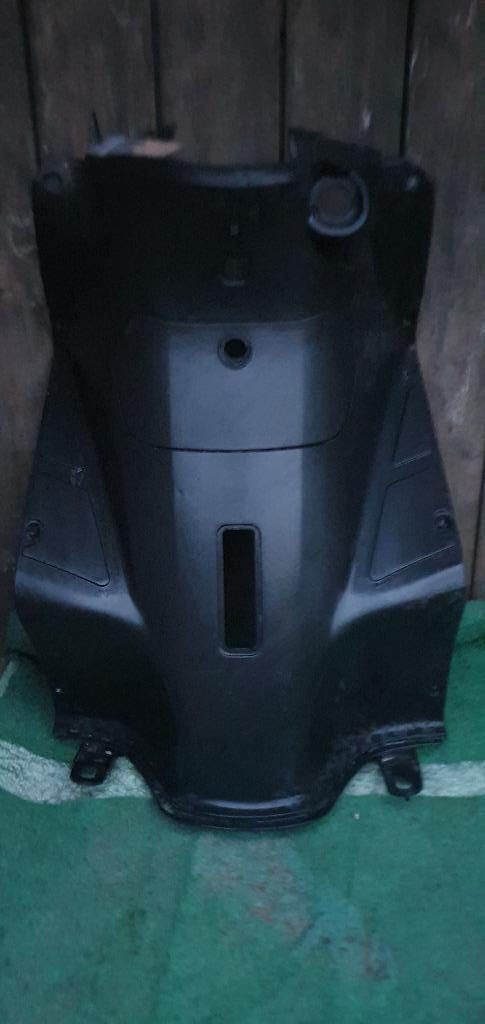 Kymco Agility 16 + kappen kap 16+ inch 2t 4t zijkappen, Gebruikt, Z, Ophalen of Verzenden, Kap