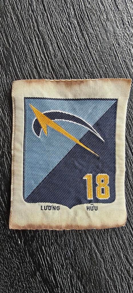 VIETNAM WAR PATCH,  ARVN 18th INFANTRY DIVISION, THE SUPERME, Ophalen of Verzenden, Landmacht, Amerika, Embleem of Badge